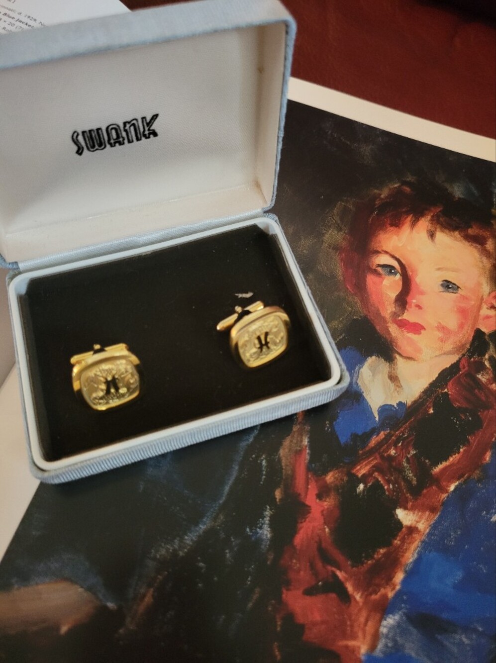 SWANK Vintage Pisces Cufflinks ~ 1970s ~ Original Logo Box ~ Fish  Zodiac Unisex